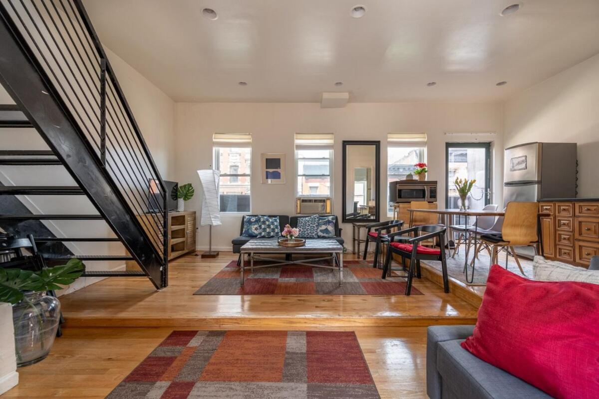 East Village Townhouse นิวยอร์ก ภายนอก รูปภาพ