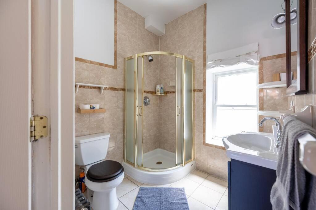 East Village Townhouse นิวยอร์ก ภายนอก รูปภาพ