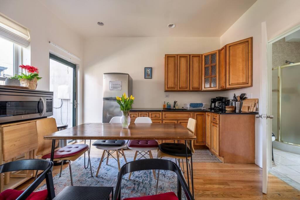 East Village Townhouse นิวยอร์ก ภายนอก รูปภาพ