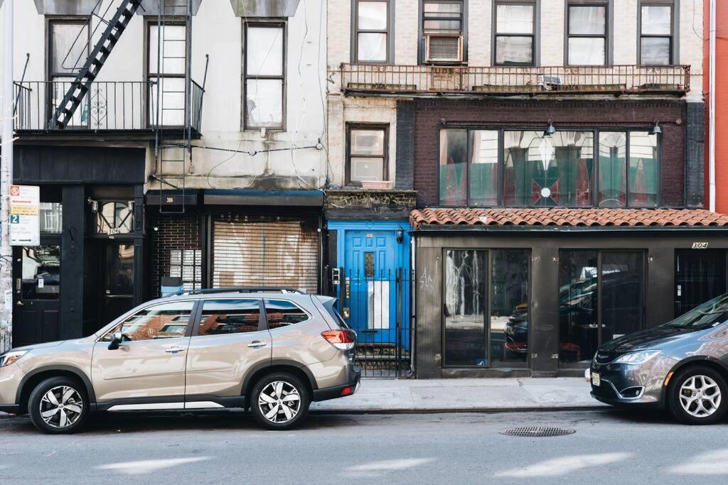 East Village Townhouse นิวยอร์ก ภายนอก รูปภาพ
